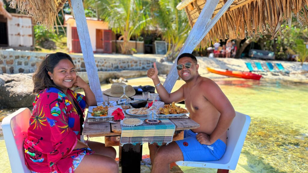 à la table d'AERODEV