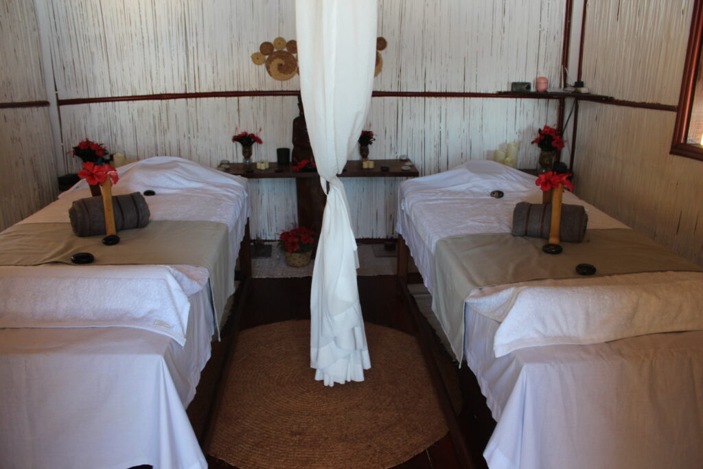 Salon de Massage Nosy Lang à Aurora Lodge